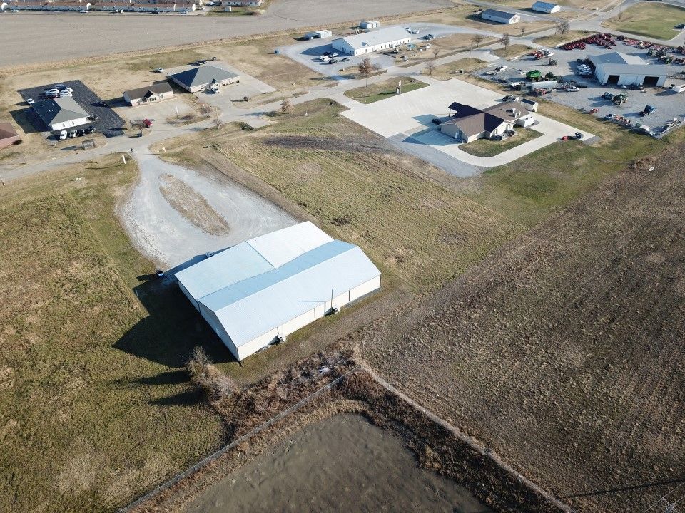 25 Veterans Dr, Harrisburg, IL 62946